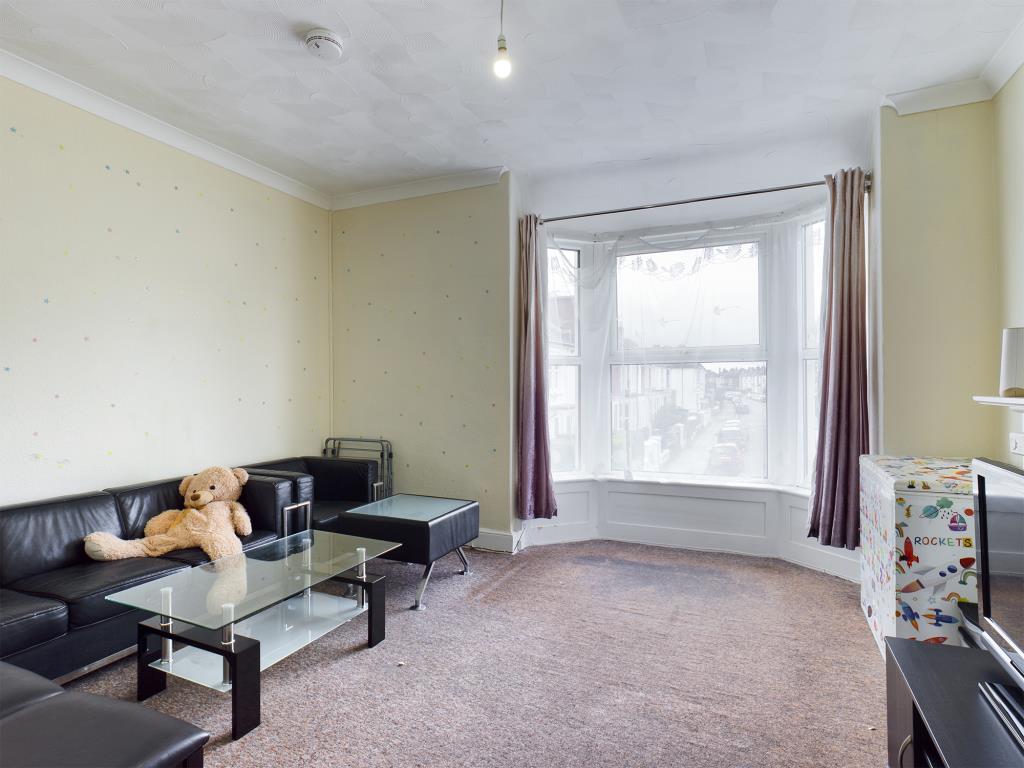 Lot: 52 - TWO, TWO-BEDROOM SELF-CONTAINED FLATS FOR INVESTMENT -